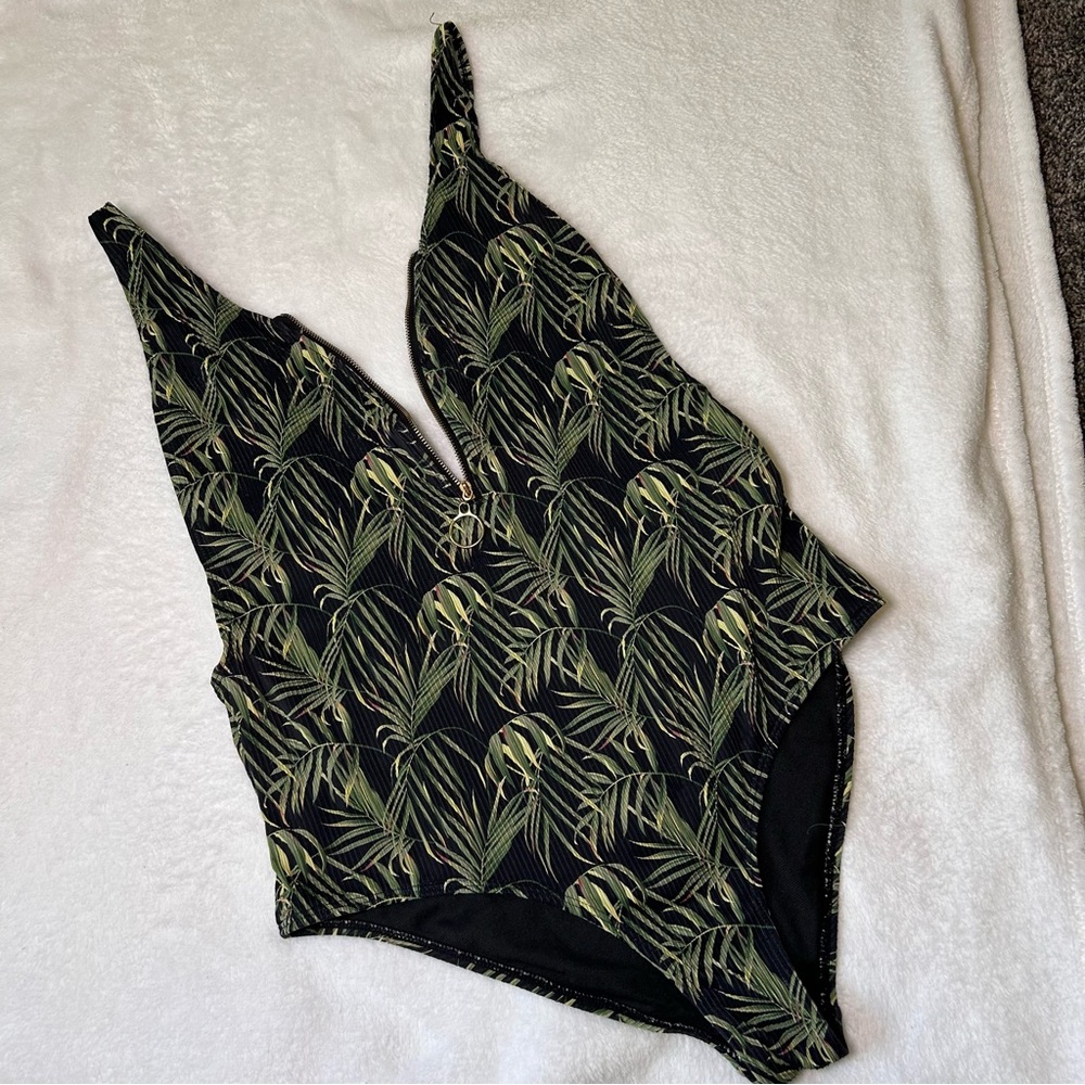 Tropical Leaf Print One-Piece Swimsuit